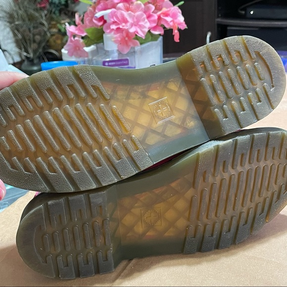 Dr. Martens Boots Delaney Hot Pink size 5 - Picture 9 of 11